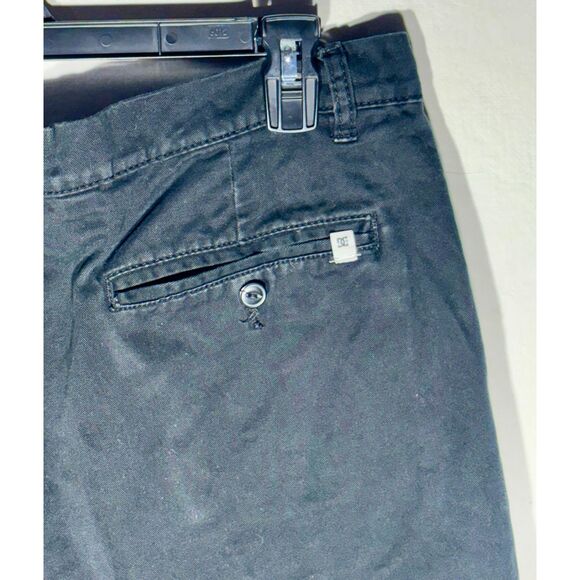 DC Shoes Men's Black Chino Shorts Size 34 Skate Casual Flat Front Cotton - Picture 5 of 5